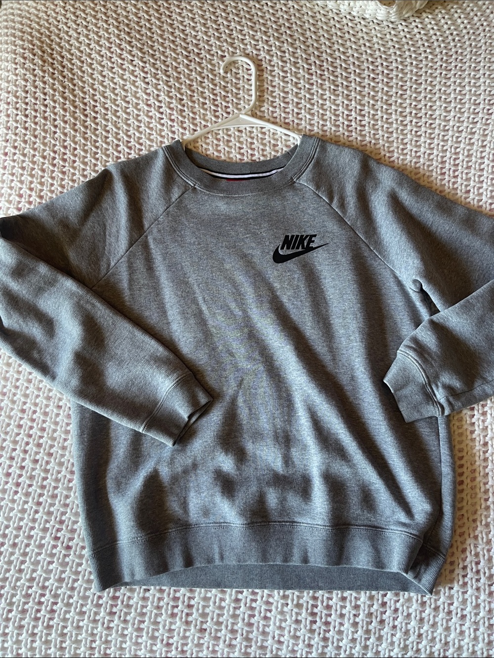 Nike Women’s Gray Crewneck Sweatshirt